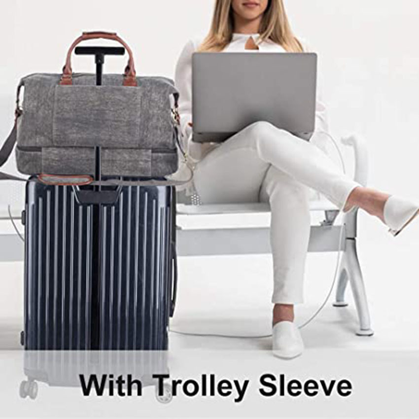 Large 37 Liter Capacity Men′s Weekender Duffle with Shoe Compartment for Travel Bag