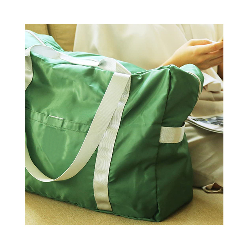 Foldable Travel Duffel Bag Lightweight Sports Tote Gym Bag Outdoor Weekend Bag