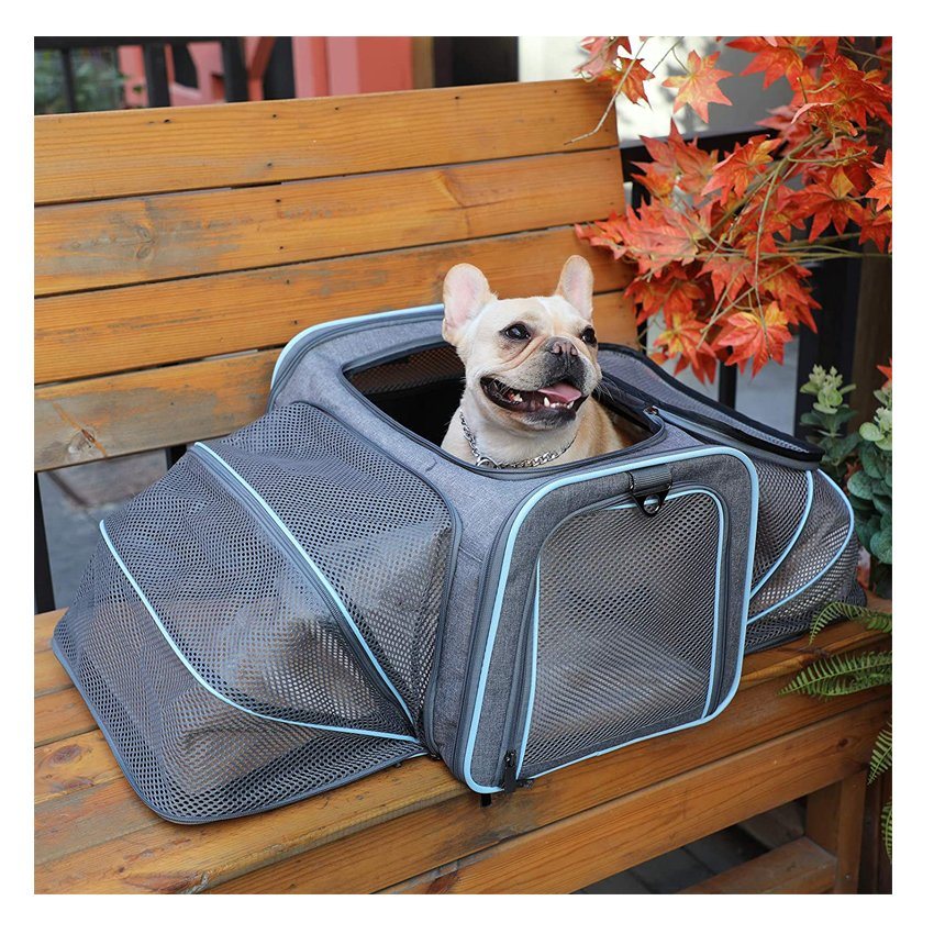 Large Capacity Breathable Cat and Dog Carriers Bag Washable Outdoor Pet Bag